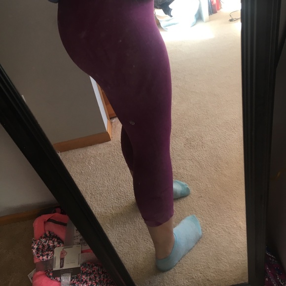 Cropped lululemon leggings - Picture 4 of 5
